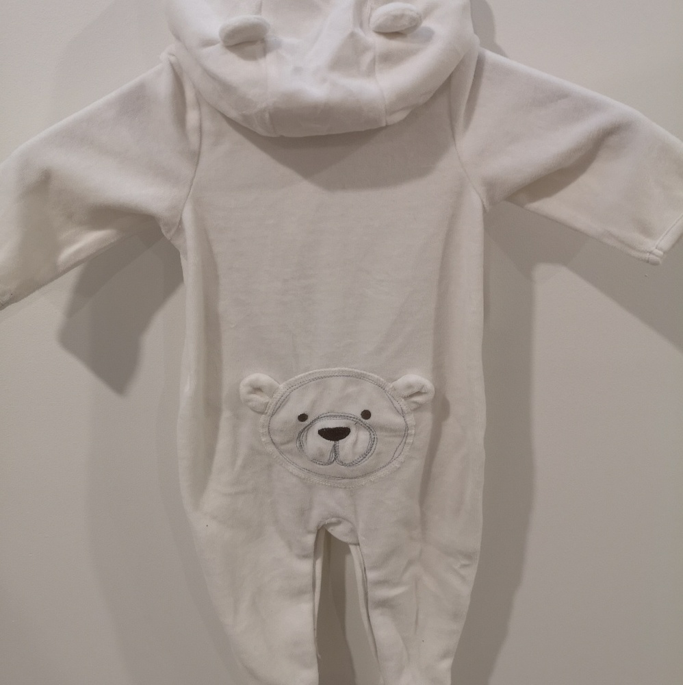 Gap | Cozy, footed bear suit